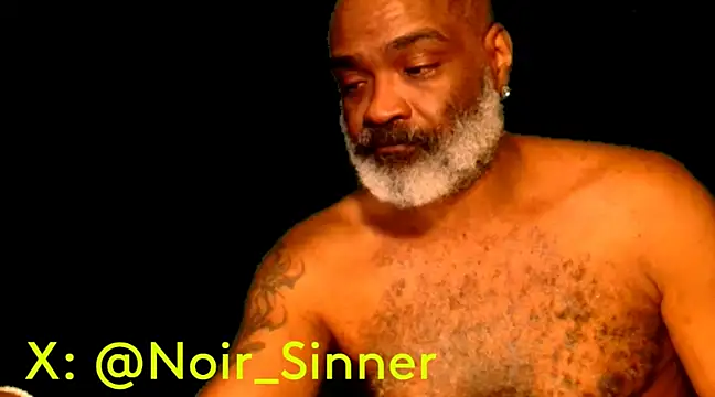 Snapshot of sinnernoir chatting on February 6, 5:19 pm sinnernoir online show from February 6, 5:19 pm