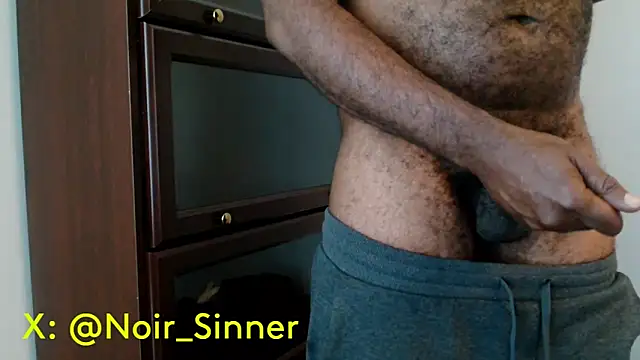 Snapshot of sinnernoir chatting on May 15, 2:57 pm sinnernoir online show from May 15, 2:57 pm