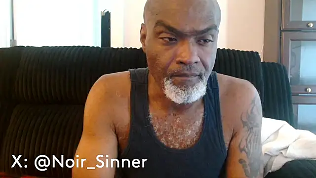 Snapshot of sinnernoir chatting on June 6, 2:44 pm sinnernoir online show from June 6, 2:44 pm