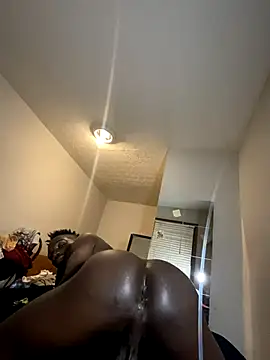 Shawtyblaque21 online show from October 5, 6:34 am