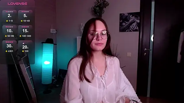 Lilly Soulmate online show from December 27, 1:53 am