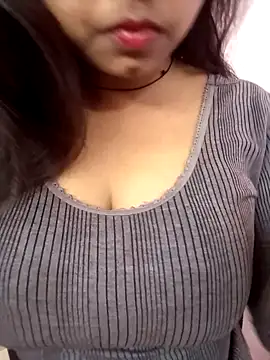 Snapshot of Cute-Anamika50 chatting on February 4, 3:44 am Cute-Anamika50 online show from February 4, 3:44 am