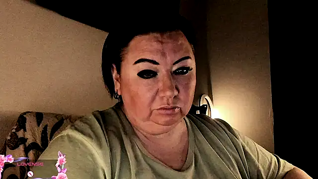 SexxyDreams1 online show from October 6, 6:11 am