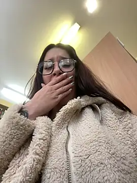 VikiDemi online show from December 14, 10:24 am