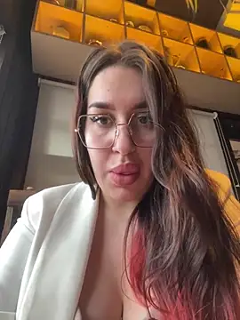 VikiDemi online show from March 2, 1:38 pm