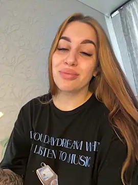 VikiDemi online show from September 27, 6:07 am