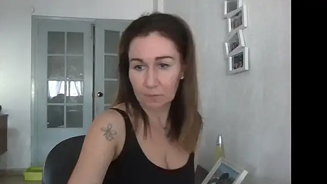 Snapshot of TamaraSweetxo chatting on March 12, 4:46 pm TamaraSweetxo online show from March 12, 4:46 pm