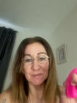 Snapshot of TamaraSweetxo chatting on March 29, 9:09 am TamaraSweetxo online show from March 29, 9:09 am