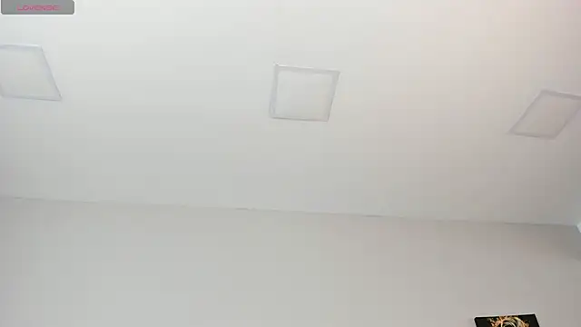 Snapshot of Robin_Rief chatting on November 15, 3:26 am Robin Rief online show from November 15, 3:26 am