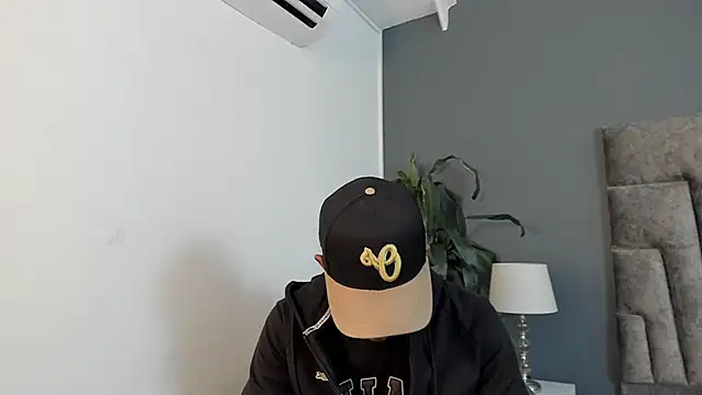 Snapshot of Robin_Rief chatting on November 29, 3:42 am Robin Rief online show from November 29, 3:42 am