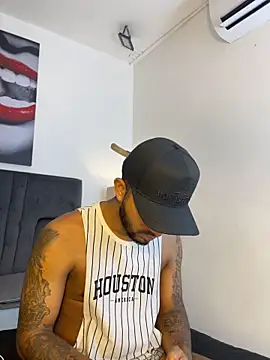 Robin Rief online show from February 20, 3:25 am