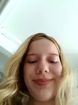 NicoleCut online show from January 14, 11:20 am