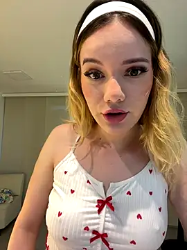 NicoleCut online show from October 26, 10:54 am