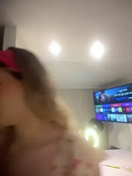 NicoleCut online show from June 14, 10:28 am