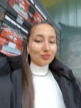 VelvetVixenI online show from November 3, 1:45 pm