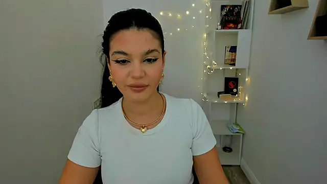AlluringAriel online show from January 17, 3:34 am