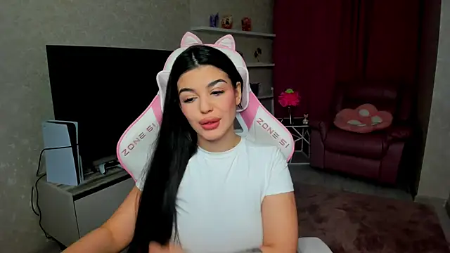 AlluringAriel online show from January 17, 7:39 pm