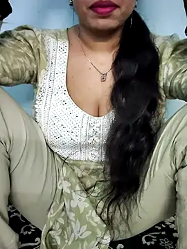 Snapshot of Haniya-143 chatting on October 21, 3:18 am Haniya-143 online show from October 21, 3:18 am