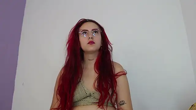 Snapshot of LatinasGoddesses_ chatting on January 24, 5:53 pm LatinasGoddesses online show from January 24, 5:53 pm