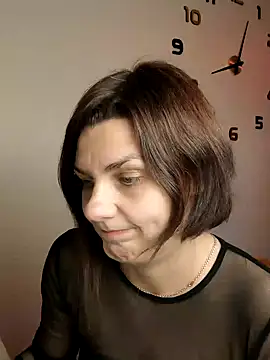 Snapshot of Magic__smile chatting on December 17, 3:06 pm Magic smile online show from December 17, 3:06 pm