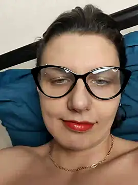 Snapshot of Magic__smile chatting on January 31, 11:46 am Magic smile online show from January 31, 11:46 am