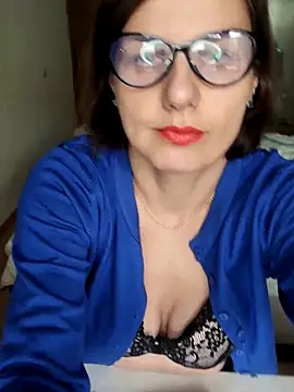 Snapshot of Magic__smile chatting on March 17, 8:18 am Magic smile online show from March 17, 8:18 am