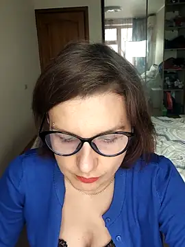 Snapshot of Magic__smile chatting on March 17, 11:21 am Magic smile online show from March 17, 11:21 am