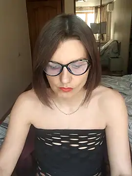 Snapshot of Magic__smile chatting on March 20, 7:58 am Magic smile online show from March 20, 7:58 am