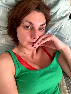 Snapshot of Magic__smile chatting on October 21, 10:05 am Magic smile online show from October 21, 10:05 am