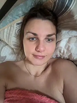 Snapshot of Magic__smile chatting on November 3, 3:52 am Magic smile online show from November 3, 3:52 am