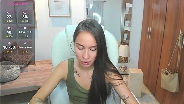 kiim sweett online show from January 3, 2:51 pm