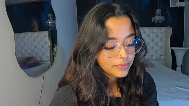 Ariana Pierce online show from December 23, 3:29 am