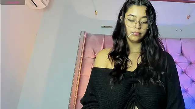 Ariana Pierce online show from February 16, 1:25 am