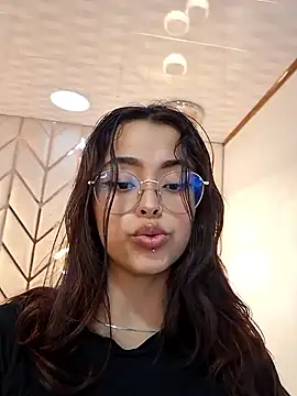 Ariana Pierce online show from February 27, 5:24 am