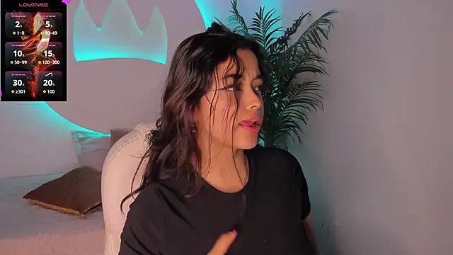 Ariana Pierce online show from October 16, 11:33 am