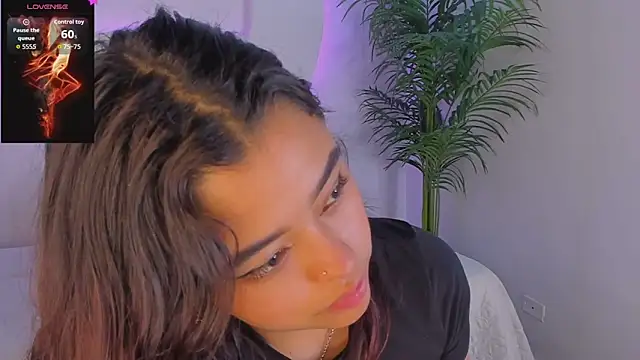 Ariana Pierce online show from October 24, 12:23 pm