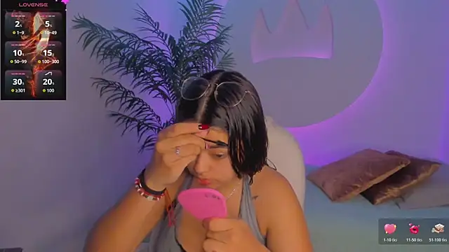 Ariana Pierce online show from November 25, 12:38 pm