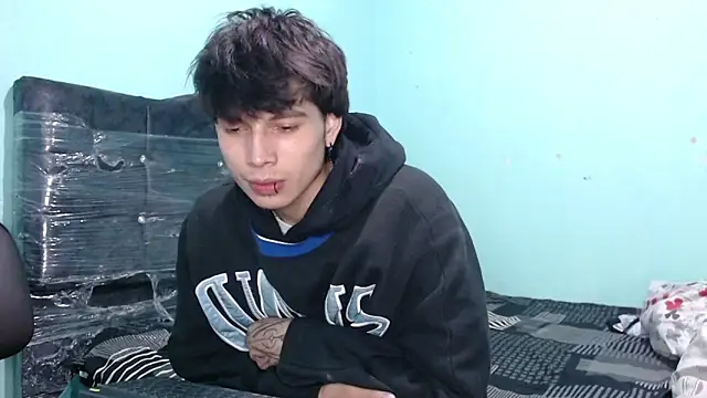 pervertsteens3 online show from October 22, 4:13 am