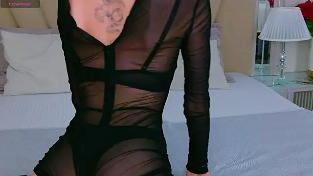 MeganMour online show from April 11, 4:50 am