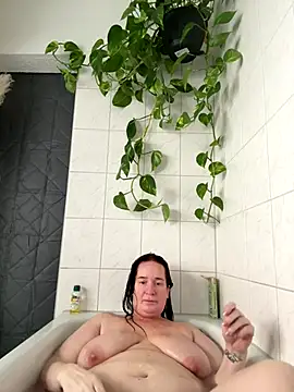 Snapshot of Engel_mia chatting on November 26, 11:00 am Engel mia online show from November 26, 11:00 am