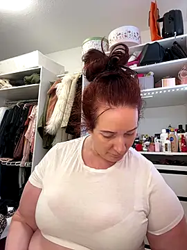 Snapshot of Engel_mia chatting on December 3, 10:57 am Engel mia online show from December 3, 10:57 am