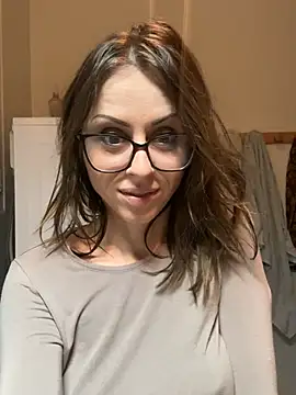 Snapshot of vera_jim chatting on February 13, 5:03 am vera jim online show from February 13, 5:03 am