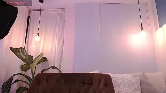 cami fire online show from December 11, 11:10 pm