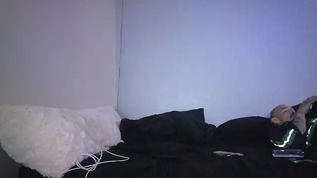 DerekPerez2025 online show from January 17, 6:29 am