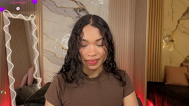 Snapshot of penelope_tay1 chatting on April 6, 3:26 am penelope tay1 online show from April 6, 3:26 am