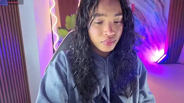 penelope tay1 online show from July 2, 2:55 am