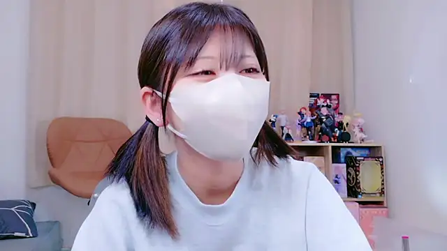 Snapshot of -anzu-o chatting on September 8, 10:31 pm -anzu-o online show from September 8, 10:31 pm