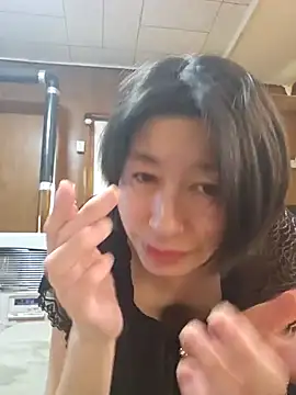 Snapshot of morikawa_sayaka chatting on December 21, 2:09 am morikawa sayaka online show from December 21, 2:09 am