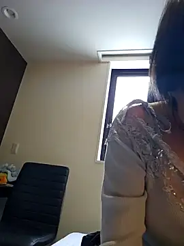 Snapshot of morikawa_sayaka chatting on December 27, 12:18 am morikawa sayaka online show from December 27, 12:18 am