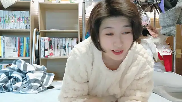 Snapshot of morikawa_sayaka chatting on October 6, 11:24 pm morikawa sayaka online show from October 6, 11:24 pm